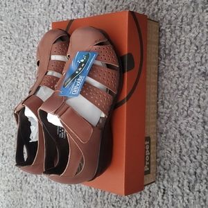 **NWT** Propét Women's Fisherman Sandals Brown Size 6 XX(4E)